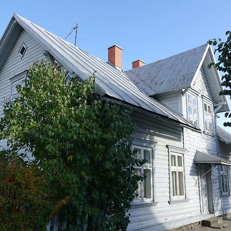 Alice Backyard-Holiday Home And Spa Пярну Екстер'єр фото